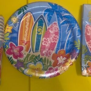 Hula Luau Beach Party Supplies Set 32 pcs Cups Plates Napkins Tropical Birthday